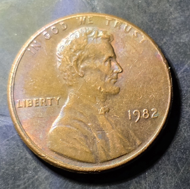 1982-Small-Date-3.12-Grams,