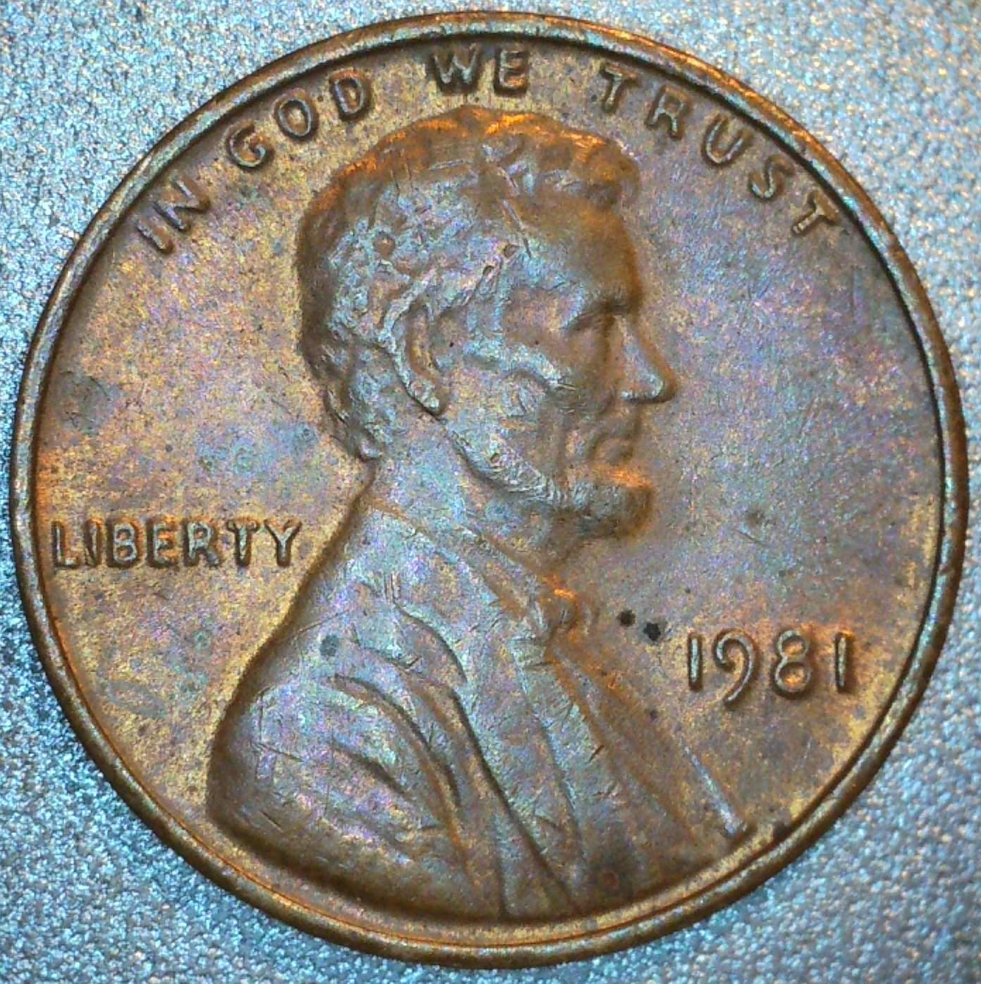 1981-Lincoln-Cent-With-Strange-Rim-On-The-Reverse,-PMD?