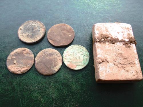 A-Few-Oldies-On-A-Field-Dig