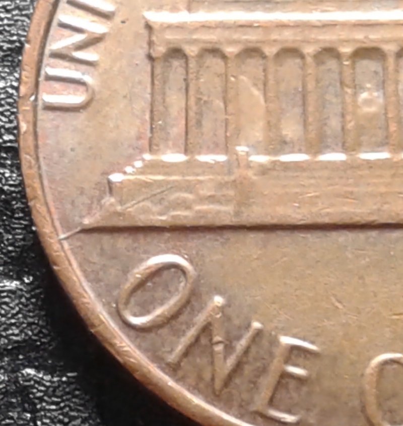 1982-P-LMC;-Die-Cracks-On-Reverse?