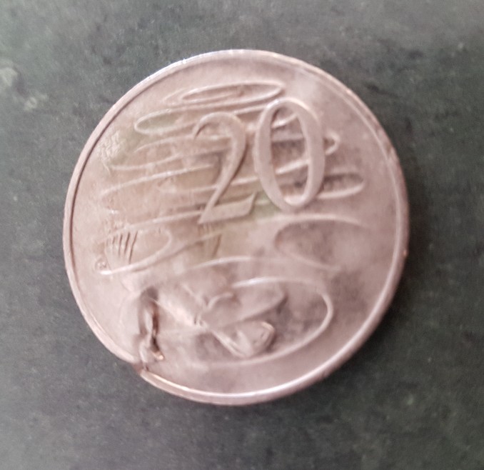 Real-Or-Fake---20c-1996-Lamination-Error-Crack
