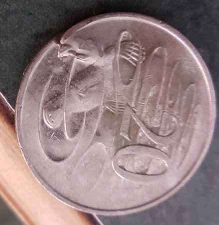 Real-Or-Fake---20c-1996-Lamination-Error-Crack