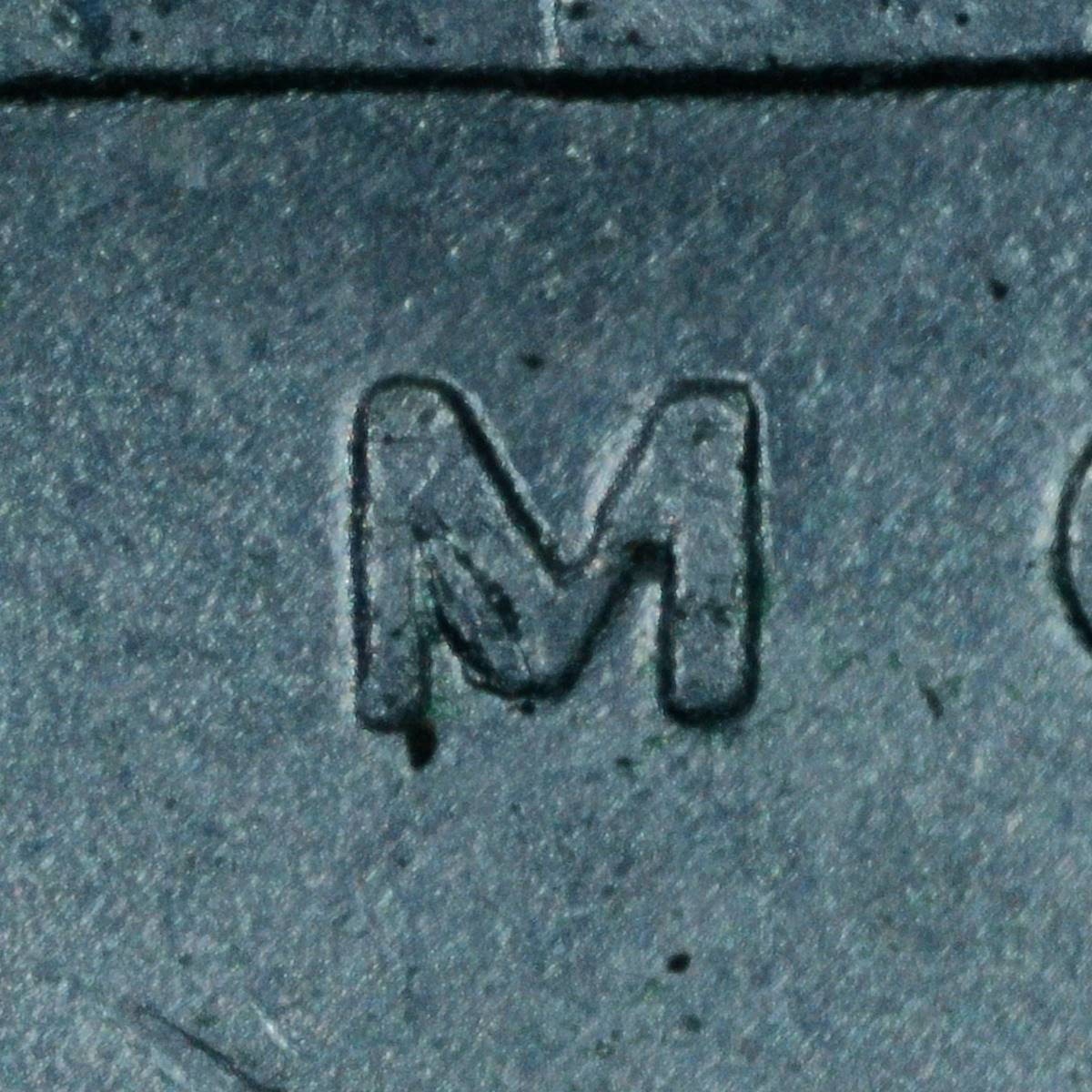 2018-P-Nickel:-2-Bees-Nests?