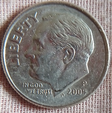 Roosevelt-Dime-2005-P-Checking-For-Double-Die.