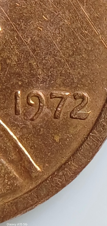 Lincoln-Cent-1972-Looks-Like-A-Messed-Up-Penny.