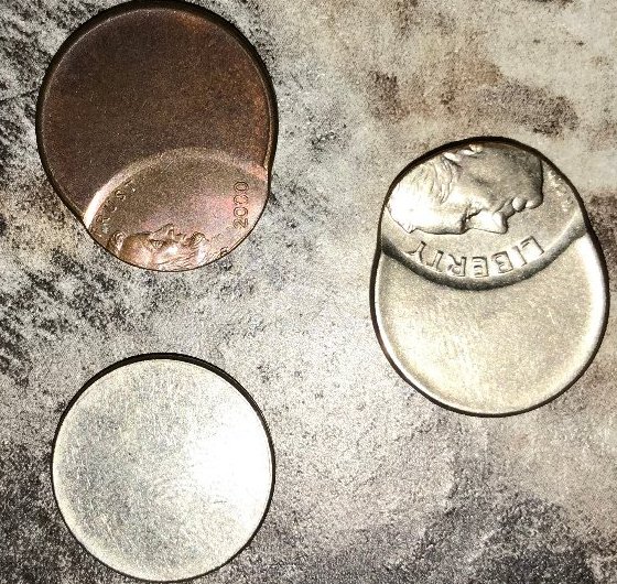 Misprints-On-Newer-Dimes-And-A-Penny.