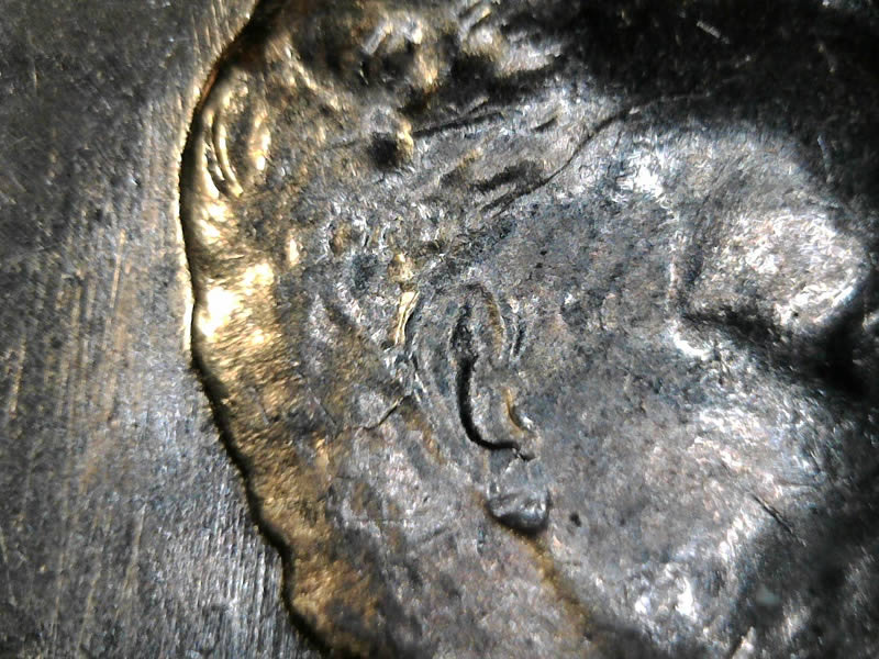 1960-D-LMC-Unique-Cracked-Skull,-Skirted-