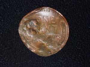 1941-D-Wheat-Penny--Lots-Going-On-PMD,-Lamination-Or-Run-Over-By-Truck