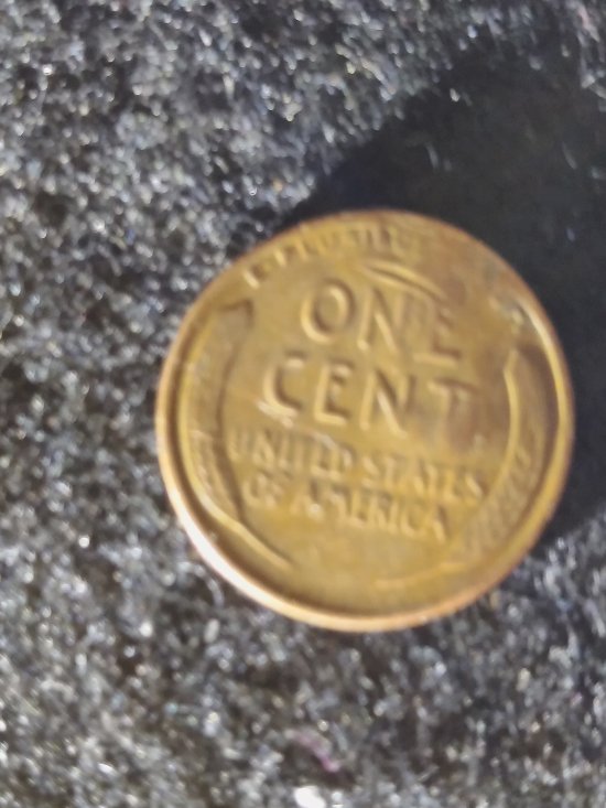 Help-Please.-Is-This-A-Minting-Error-Or-Something-Else.-1944-Wheat-Penny