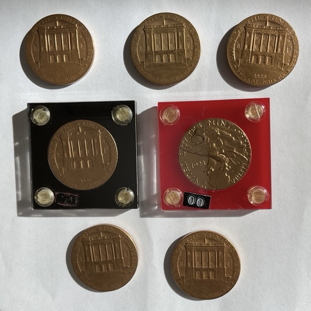 Presidential-Medals-For-Presidents'-Day