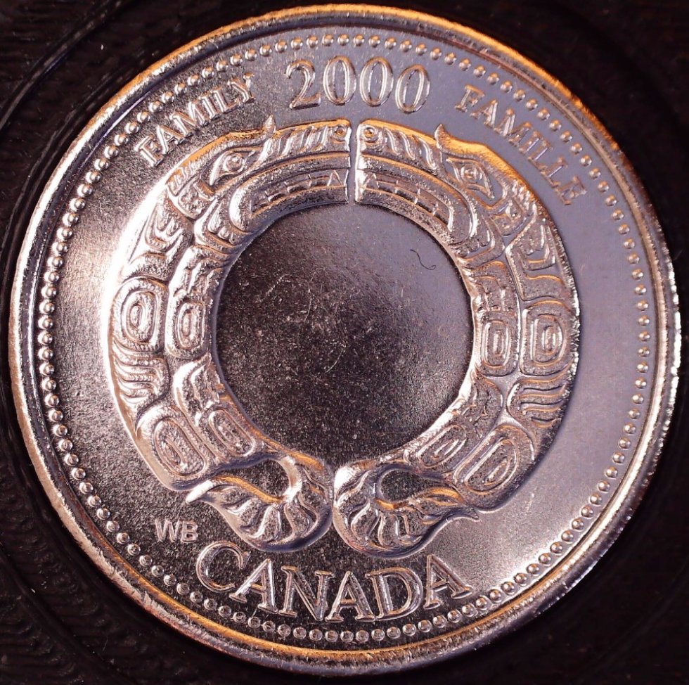25-Cents-2000-Family-With-Collar-Chips