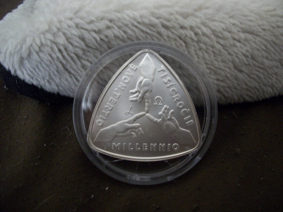 Show-Your-Coins-With-Different-Edges
