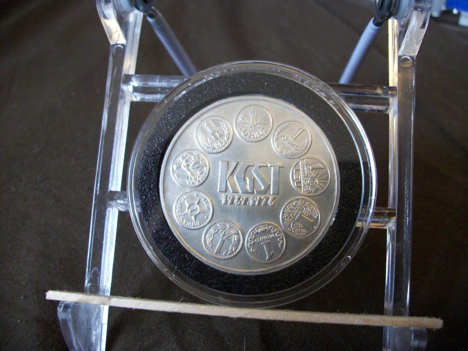 Coins-Depicting-A-Coin.-Are-They-Out-There?