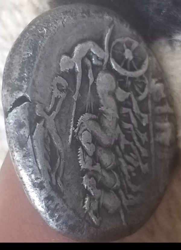 Syracuse-Decadrachm---Is-This-Die-Real-Or-Fake?