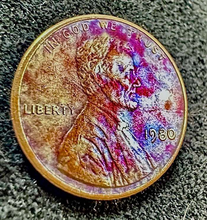 I-Found-The-Most-Beautiful-1980-Lincoln-Penny-I've-Ever-Laid-Eyes-On.