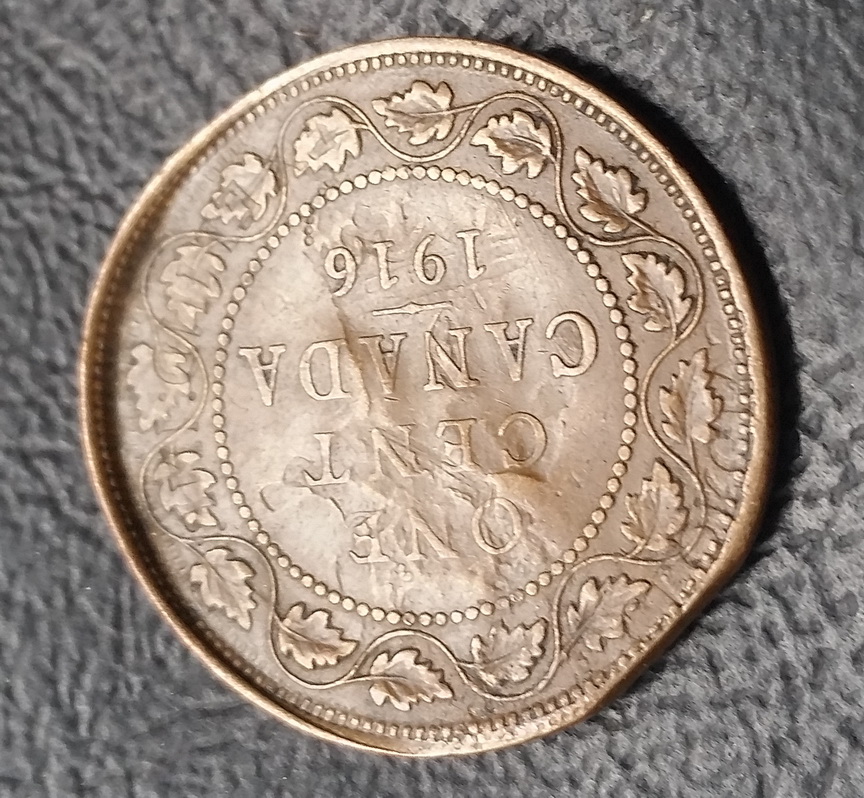 A-Unique-1916-Canada-One-Cent---Any-Ideas-What-Happened-Here-?