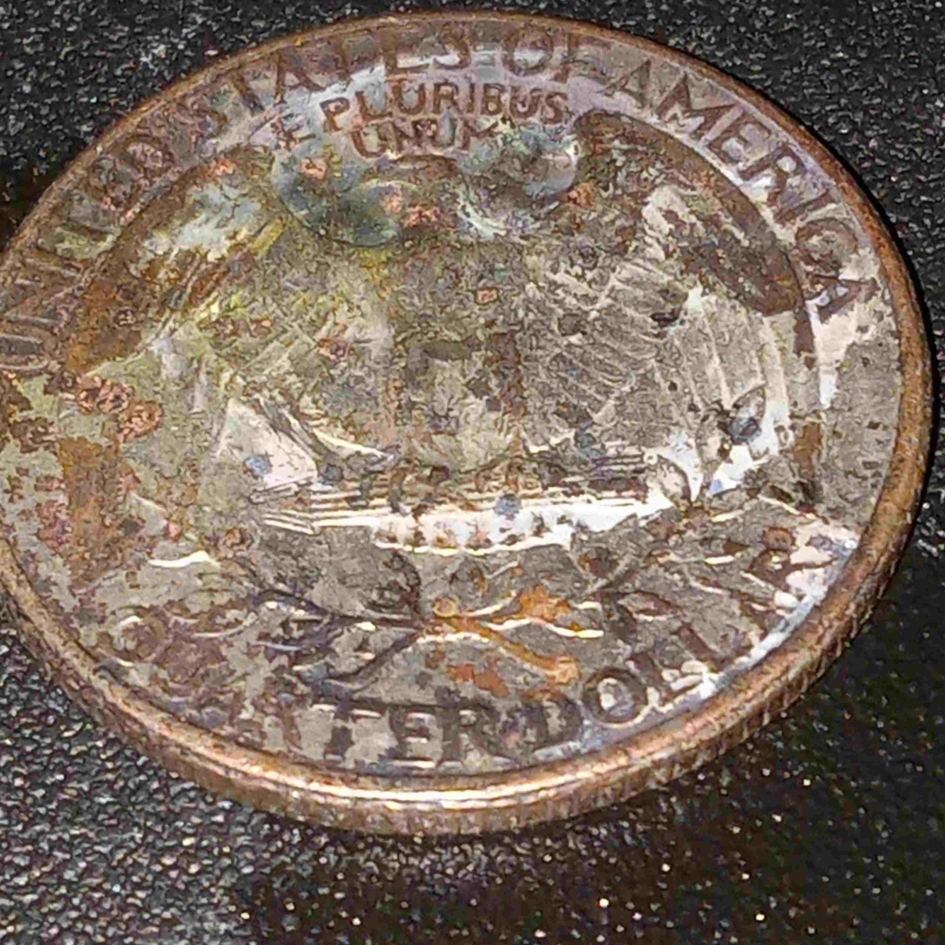 1988-Quarter-Appears-To-Be-Copper-In-Color-On-Front-But-Silver-On-The-Back-Or-Whatever-Shiny-Metal