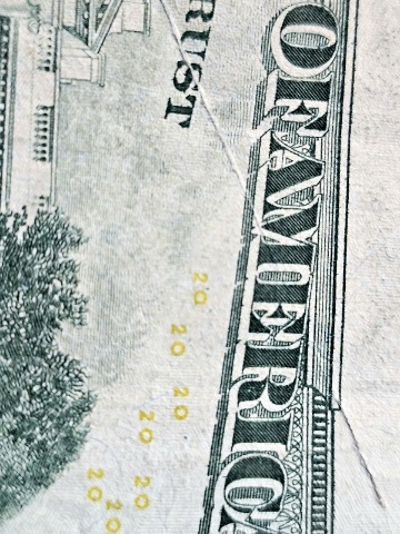 2013-$20-Note-With-A-Crease-On-The-Printing-On-The-Reverse-Side