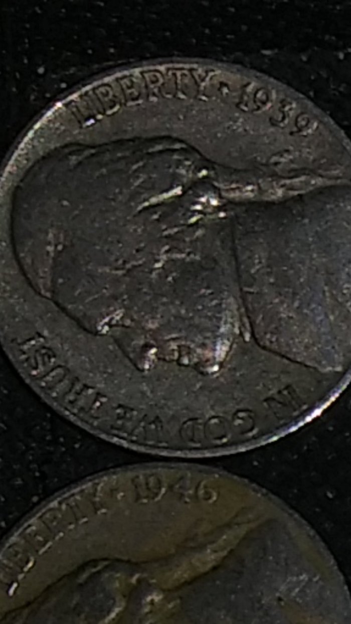 31-Year-Old-Cashier-Turned-Coin-Roll-Hunter