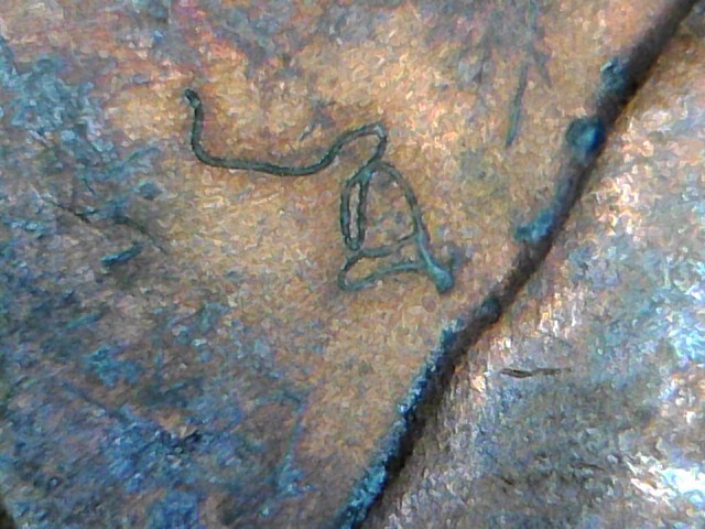 1944-Lincoln-Wheat-Penny-Struck-Thru-Thread?