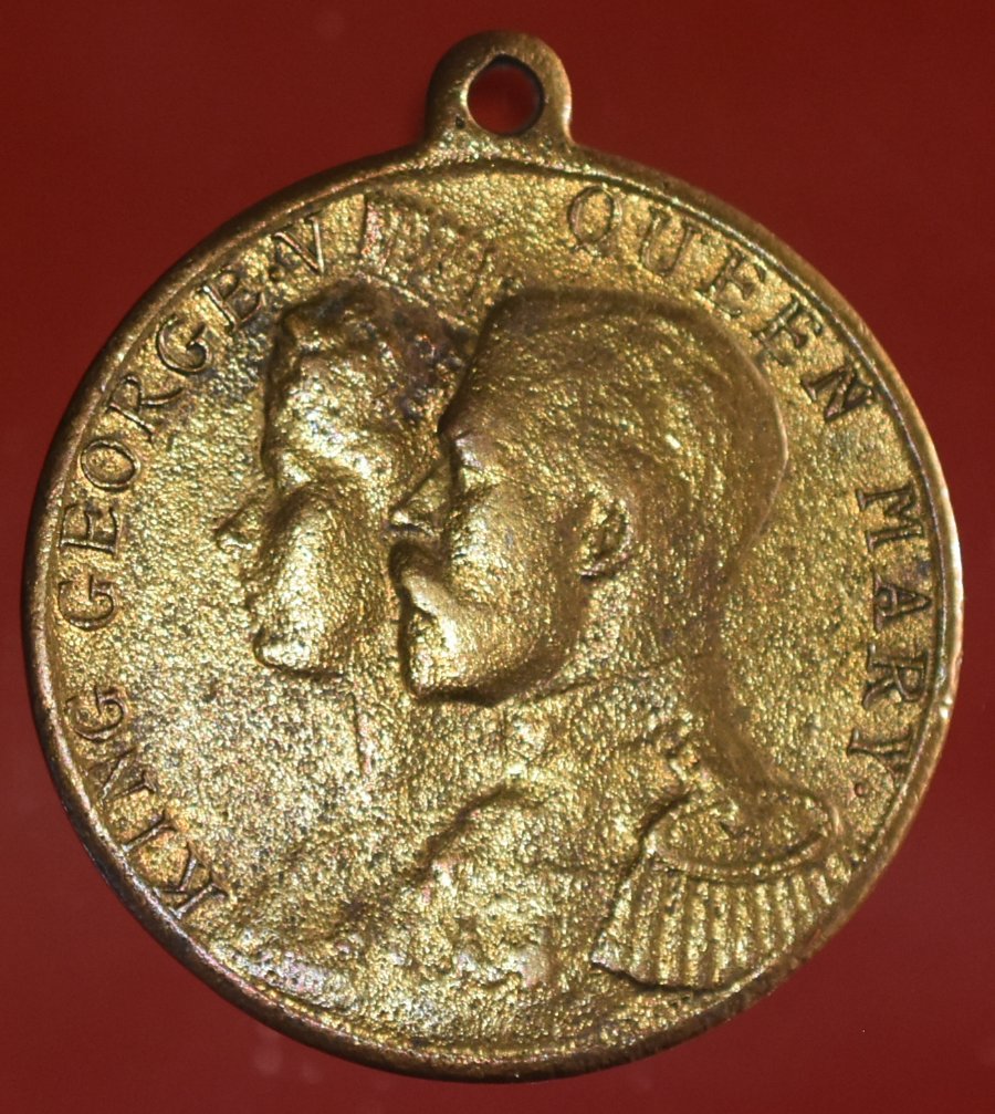 Having-A-Tough-Time-Identifying-These!-Id:-Coin-Weight,-Sign,-And-Northampton-Coronation-Medal