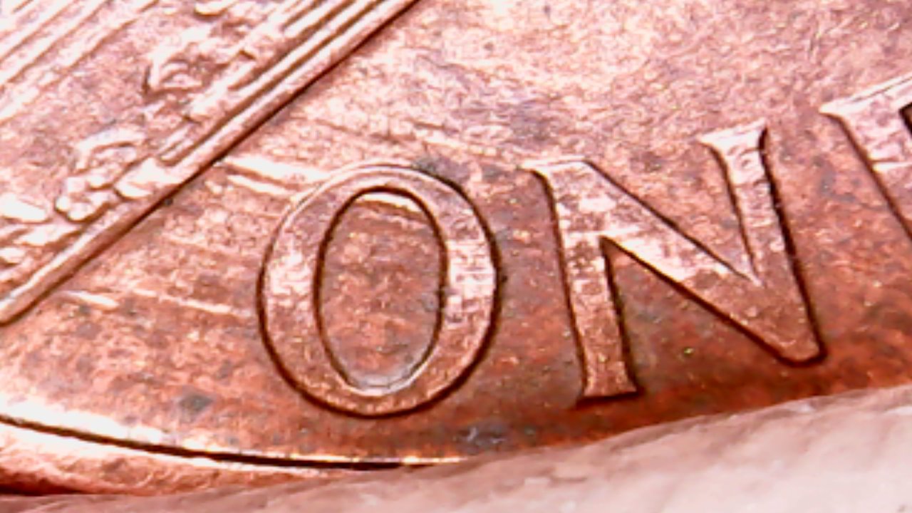 Post-A-Coin-Or-Medal-With-A-Die-Crack!