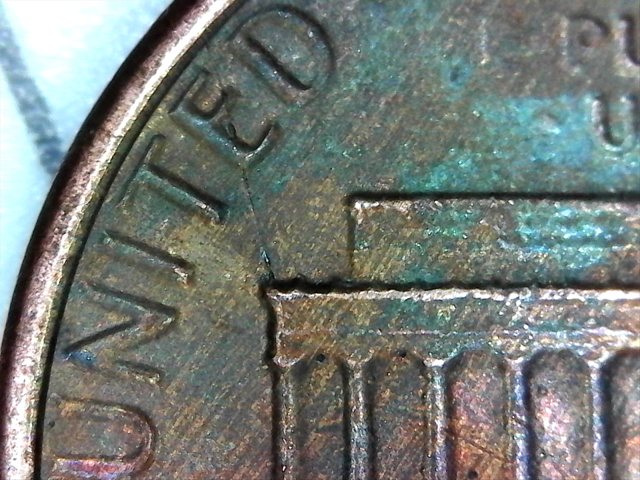 Post-A-Coin-Or-Medal-With-A-Die-Crack!