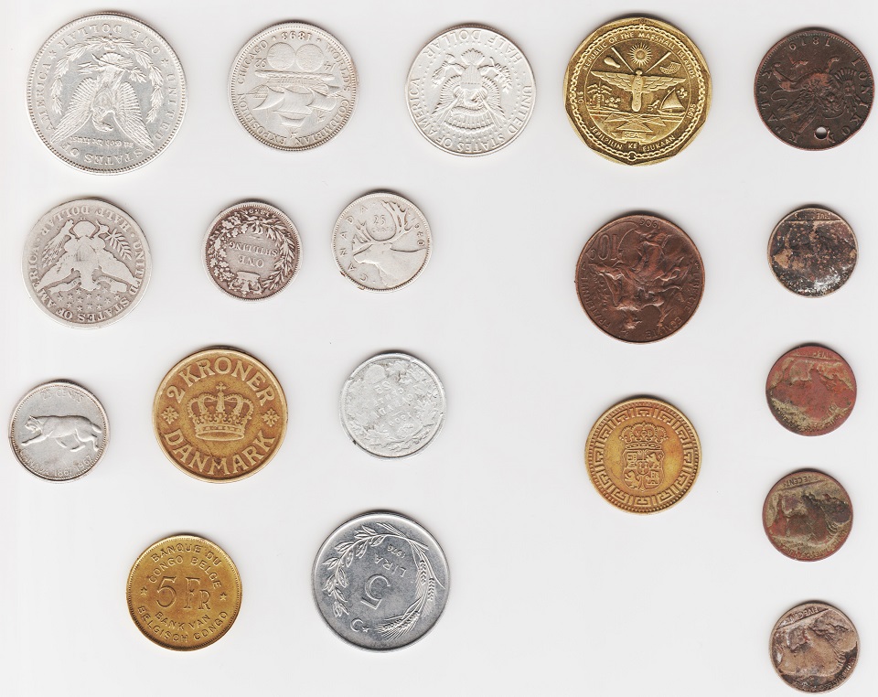 Us/Foreign-Estate-Sale-Finds