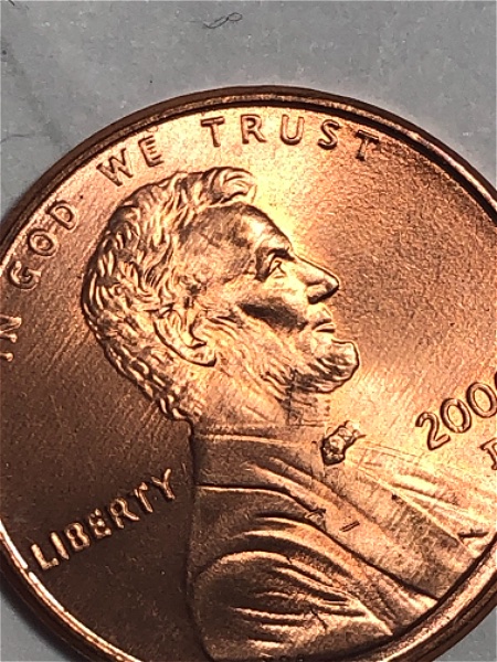2000-D-Penny-Deep-Dent-On-The-Cheek-?