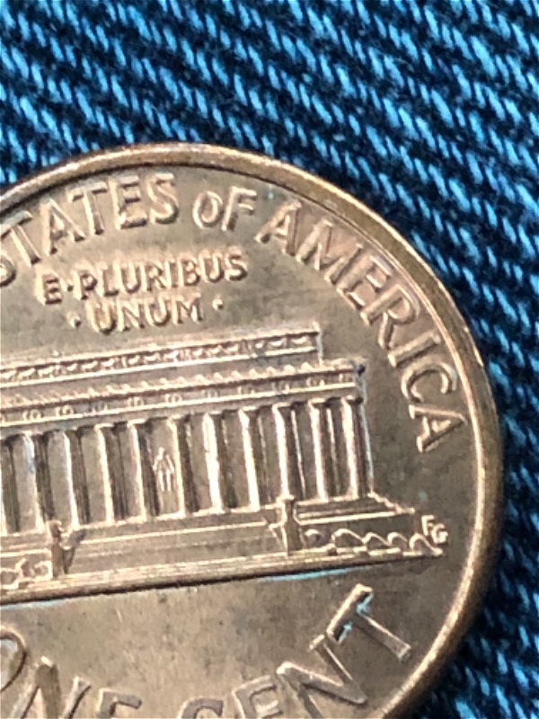 I-Found-A-1992-D-Penny-Is-This-A-Close-AM?