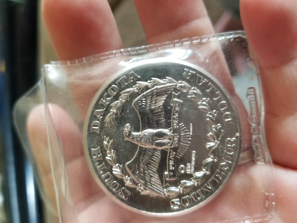 Uncirculated-1971,-1972,-1973-South-Dakota-Souvenir-Dallors