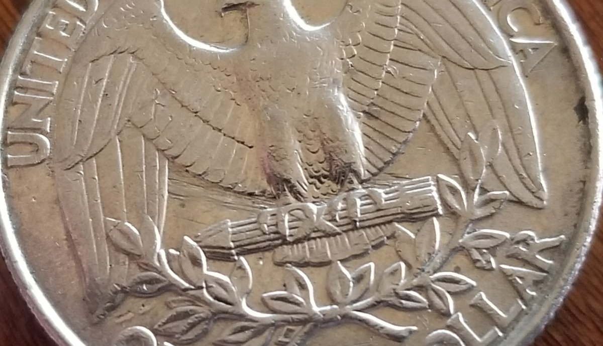 1998-P-Quarter-Reverse-Looks-To-Have-A-Something-Under-The-Eagle