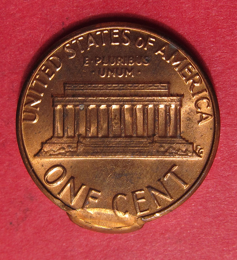 1981-D-Lincoln-Memorial-Cent-Mint-Error---Double-Struck