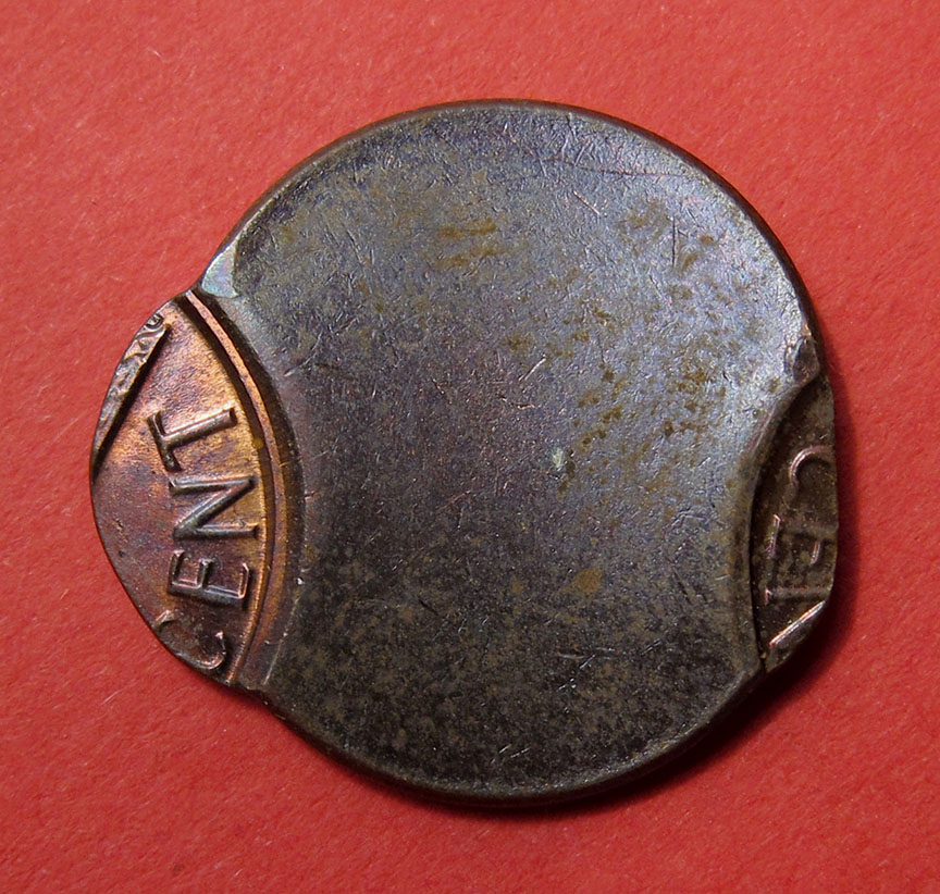 No-Date-Lincoln-Memorial-Cent-Mint-Error---Saddle-Strike