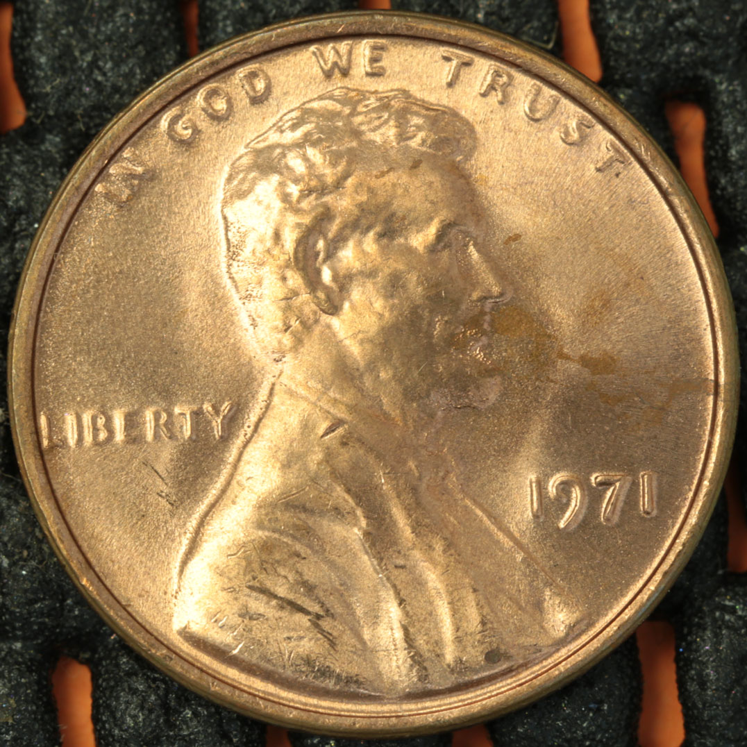 1971-Lincoln-Cents-With-Strange-Similarities