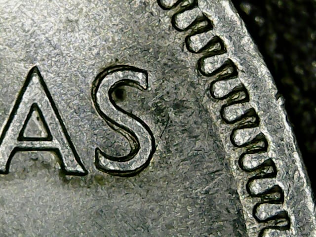 1975-5-Ptas-DDO-DDR-Proof-Coin-Star-Number-75