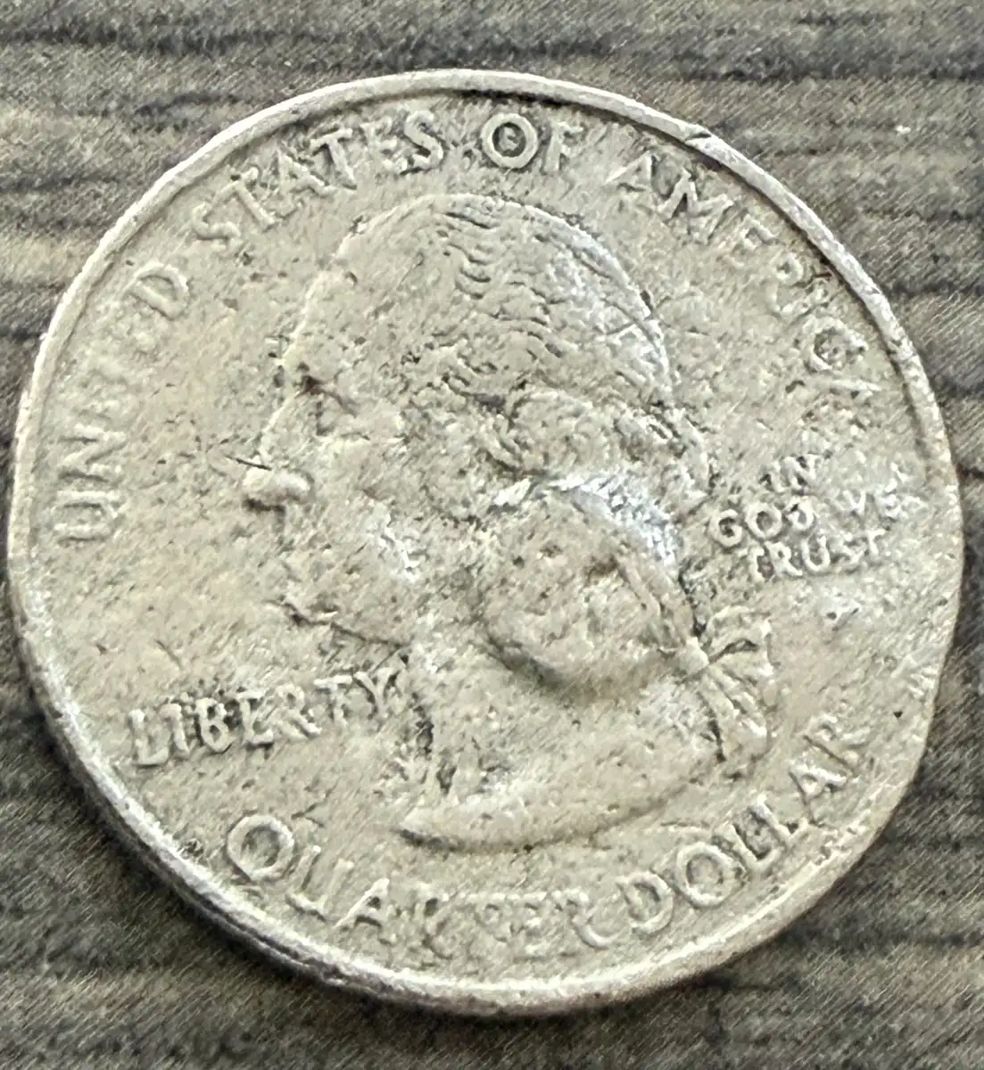2000-Virginia-Quarter-With-Large-Circle-Cud-On-Obverse/Reverse