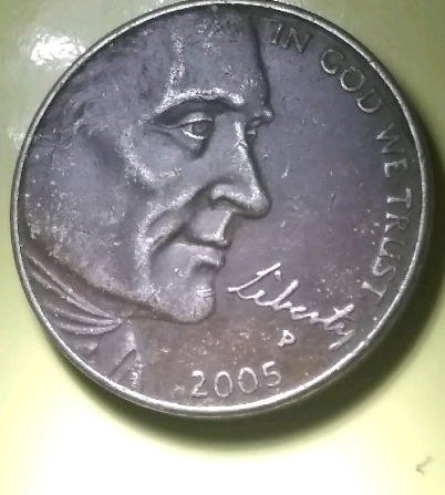 2005-Nickel-Need-Help-Is-That-An-Error-On-His-Nose-And-Is-There-An-S-On-Top