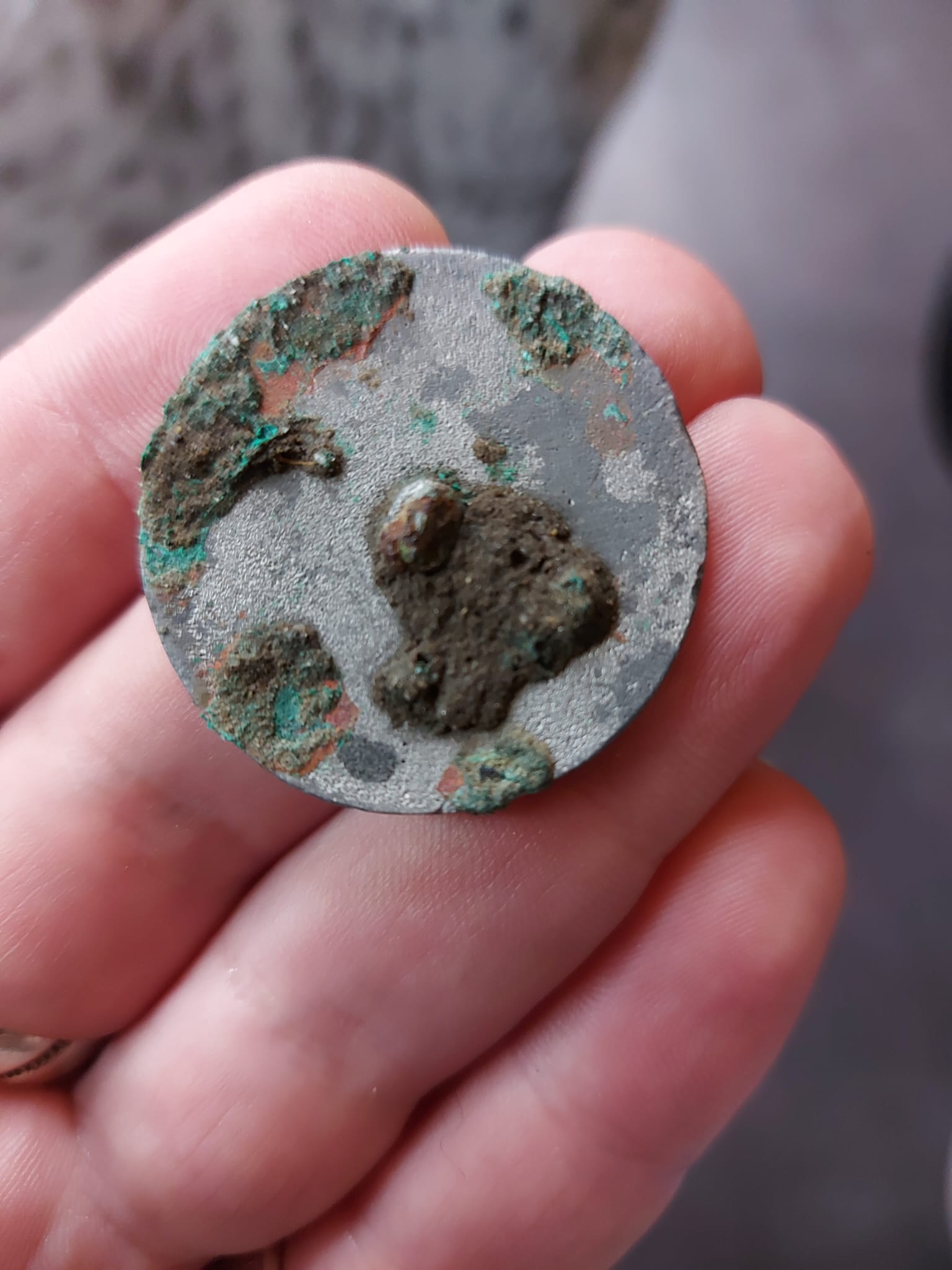Gold-Nuggets-Australia-Metal-Detecting