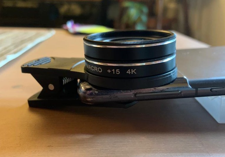 Review:-Macro-Lense-For-Smartphones-W.-Bluetooth-Shutter-Release