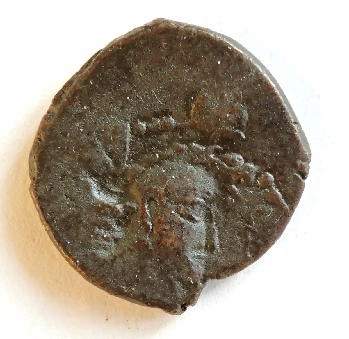 ID-Help--Maybe-Sassanian-Broze-Coin?-Ruler?-#2