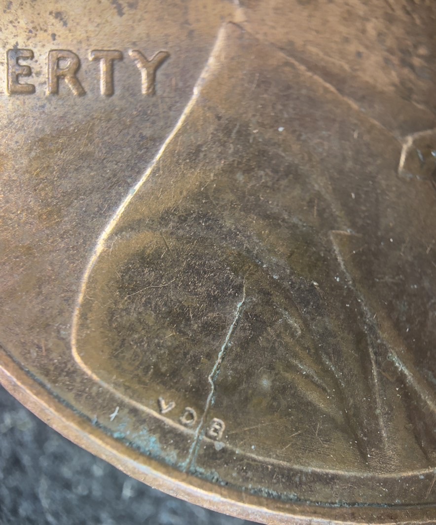 2009-P-Ec-1c-Damage-Or-Error?