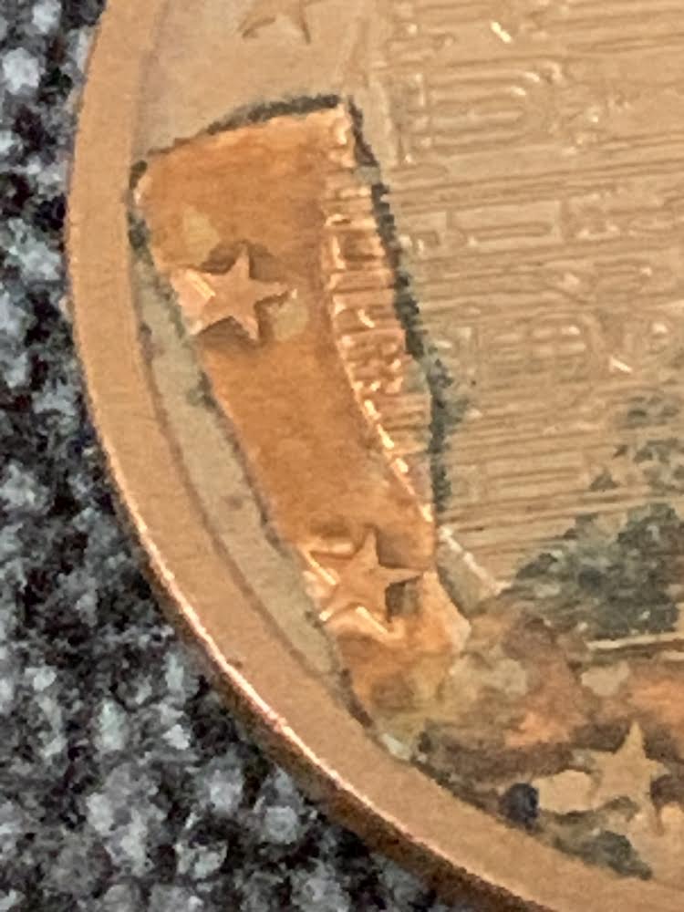 Corrosion-Damage-Or-Clad-Error?-On-5-Cent-Euro-2000-Madrid