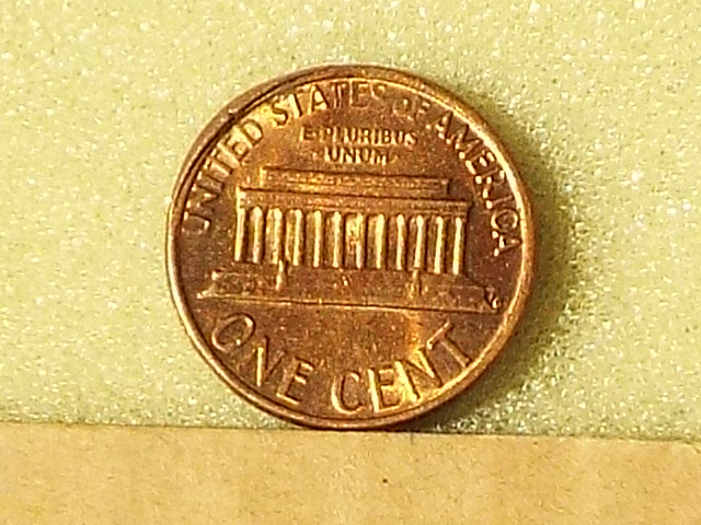 1980-Cent,-Partial-Collar-With-Broken-Die-Missing-Piece-Help-Me-With-This.