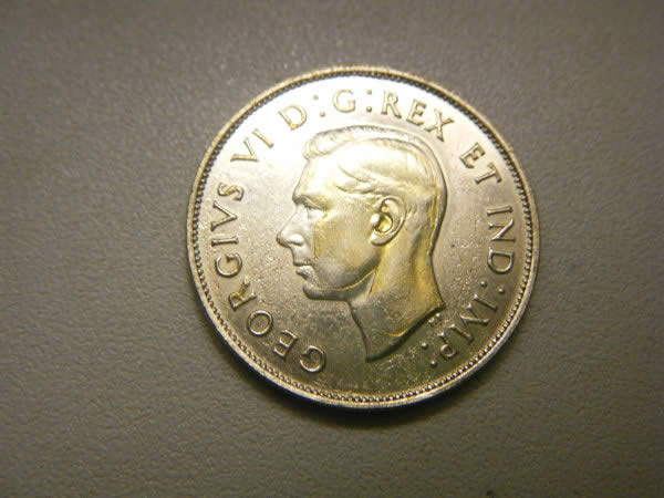 Canada-WWII-War-Coins-+-2-Stamps