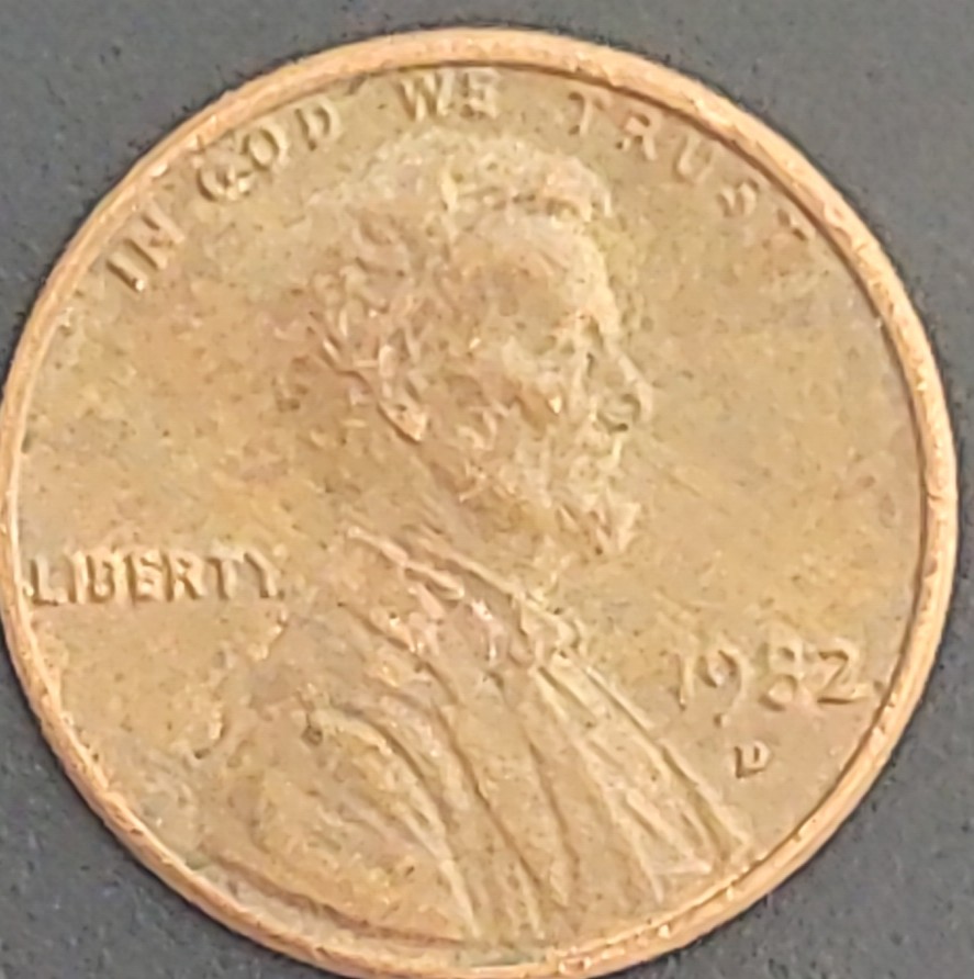 1982-D-With-Mint-Error-Cent