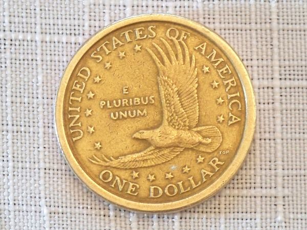 For-Laughs:-A-Worn-2000-Sacagawea-Dollar