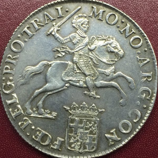 An-Odd-Pair-Of-Portrait-Eight-Reales