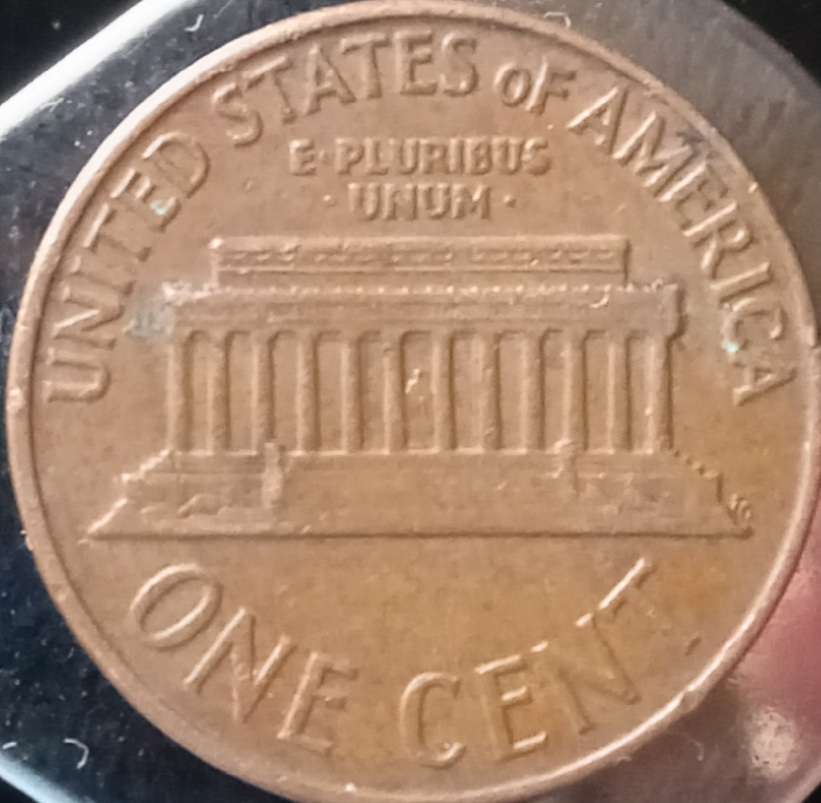 Post-A-Coin-Or-Medal-With-A-Die-Crack!