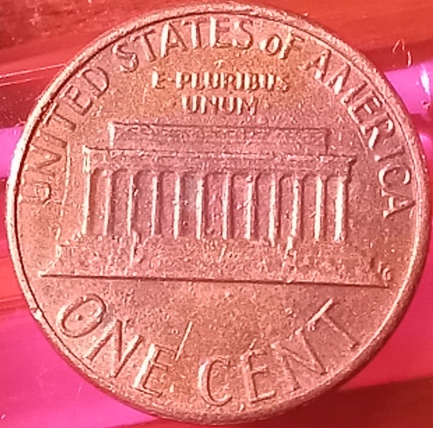 1982-P-1-Cent.-Is-This-A-Split-Plating-Coin?